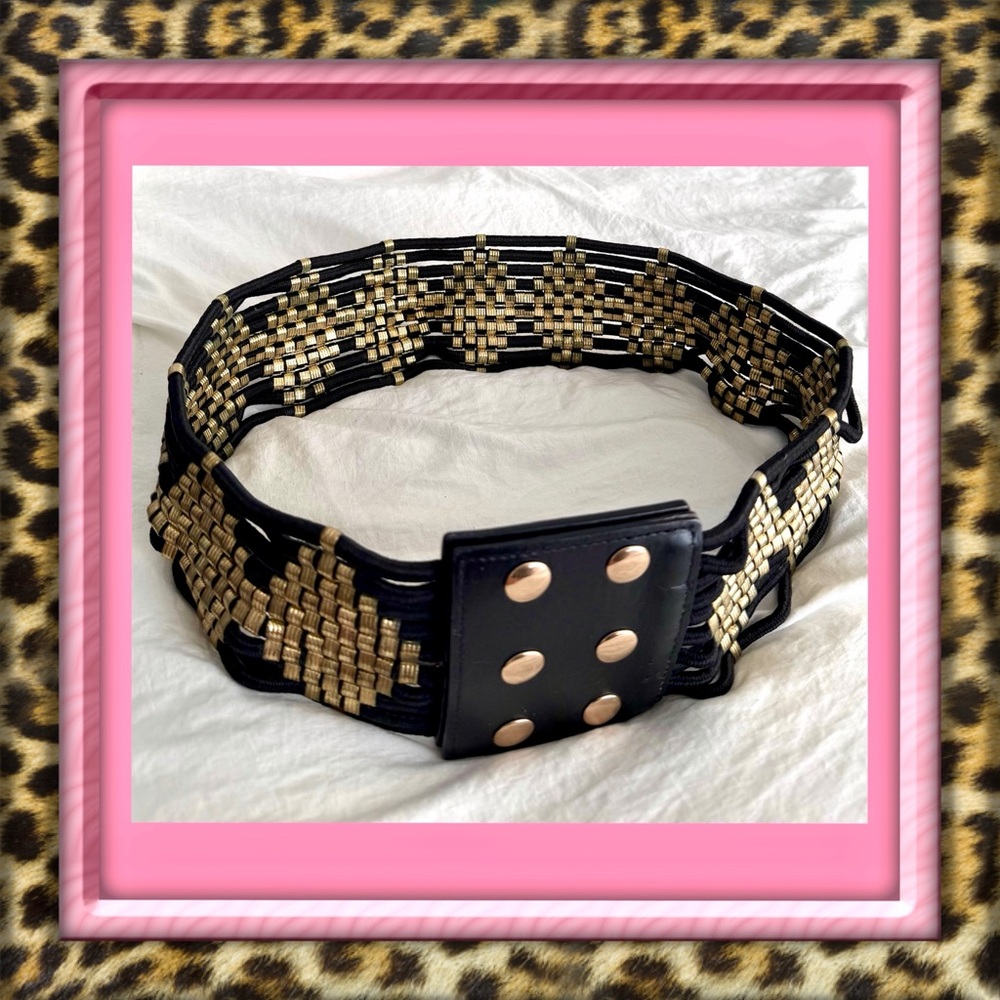 👑✅PRICE FIRM✅ BeBe Stylish Wide Black and Gold Woven Stretch Belt